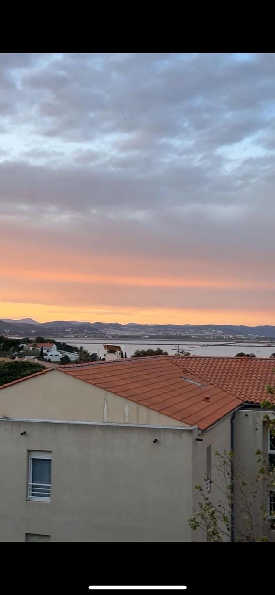 Superbe Duplex Refait A Neuf ! Apartman Hyères Kültér fotó