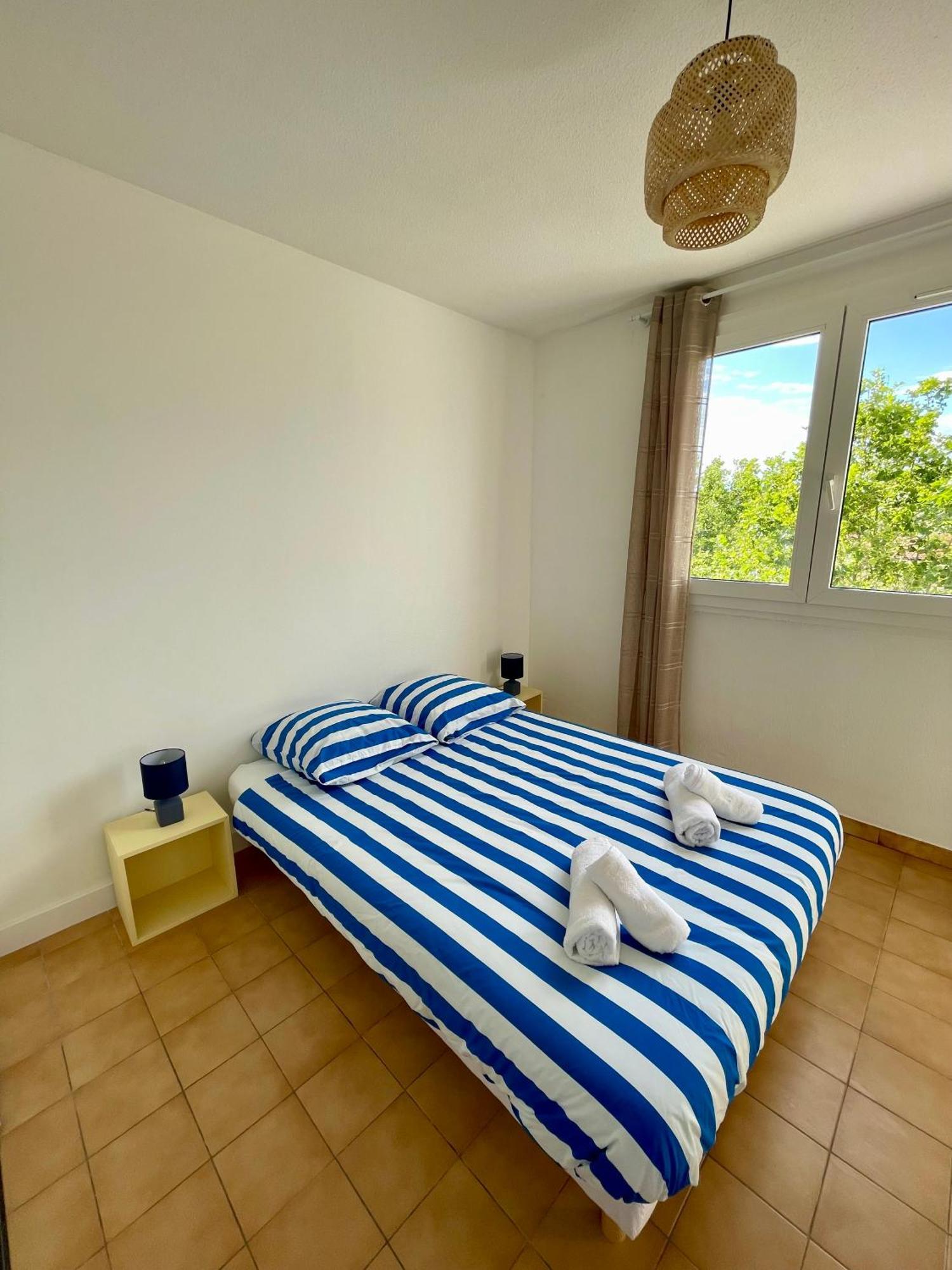 Superbe Duplex Refait A Neuf ! Apartman Hyères Kültér fotó